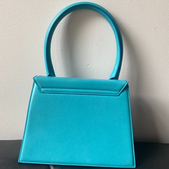 Jacquemus Le Grand Chiquito Handbag - Picture 7 of 7